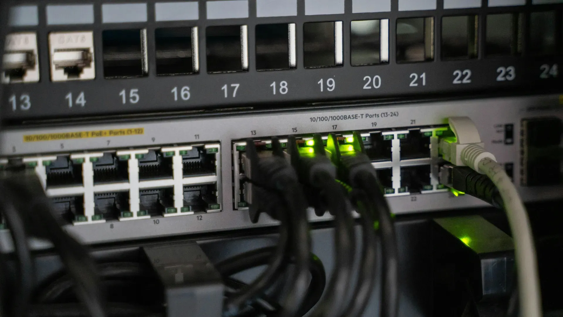 Network operations centre monitoring — CarpaThin Logic 24/7 IT support